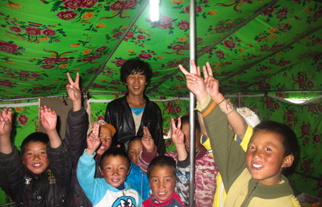 Solar powers brighter future for nomadic children