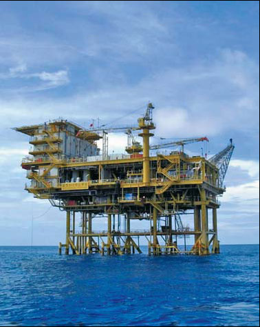 CNOOC on way to halting leak