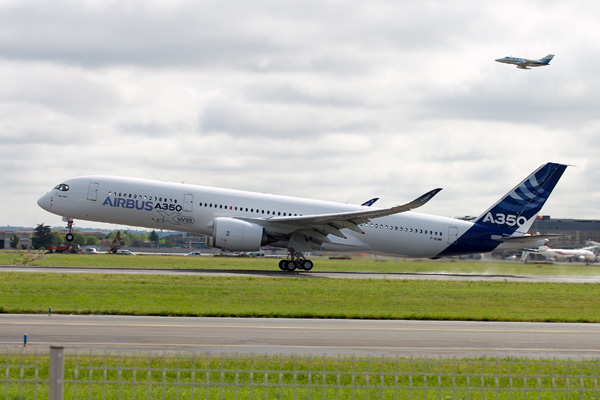 Airbus A350 takes off on first test flight