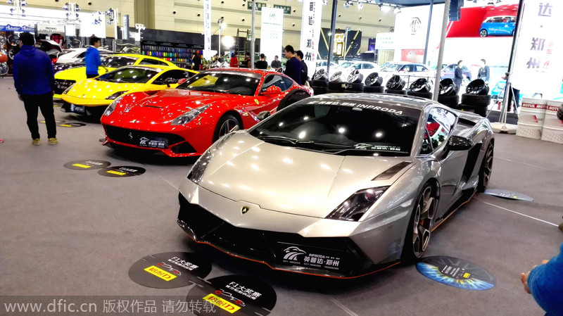 Orders set record at Zhengzhou auto show