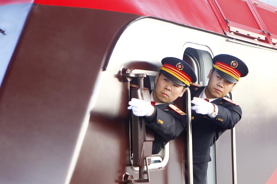 Upgraded 'Mao Zedong' locomotive ready for anniversary