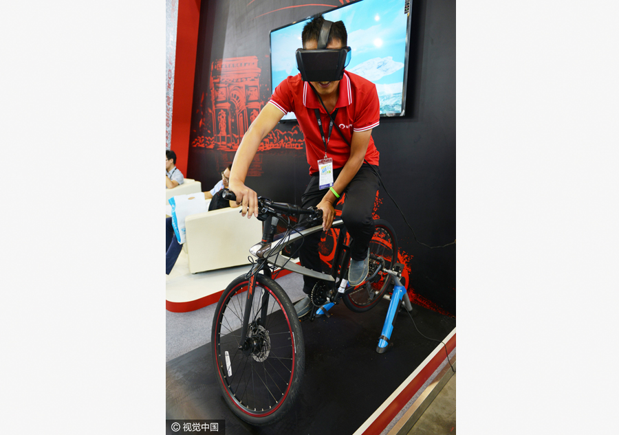 Riding on smart cycles in Nanjing