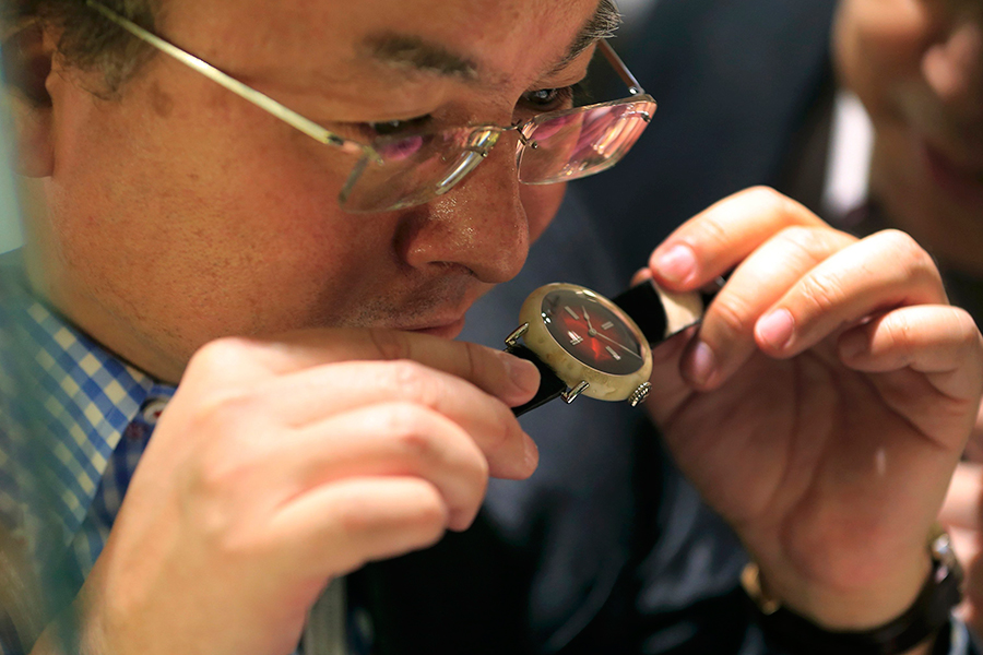 Exploring luxury at SIHH watch fair in Geneva