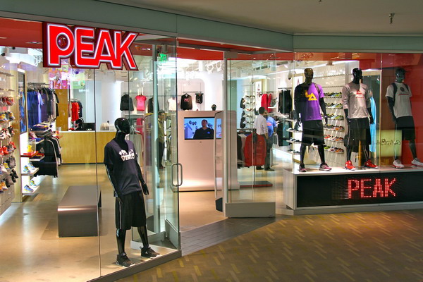 Peak strives to reach top of US market