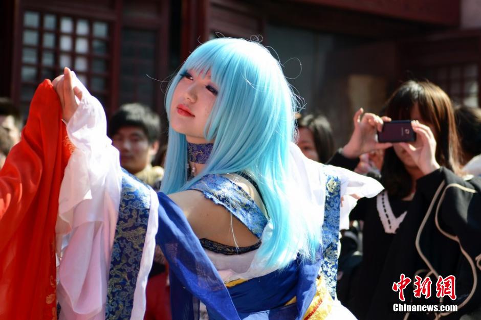 Cosplay in ancient street of Suzhou