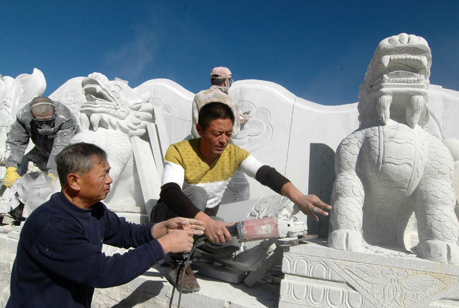 Carving reshapes local economy