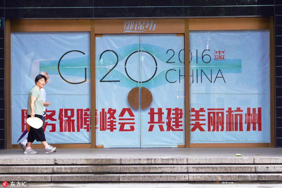 Hangzhou welcomes G20 guests with beautiful, colorful banners