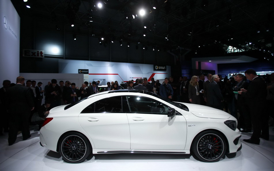 Photos: Luxury cars at New York auto show