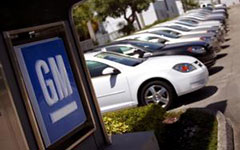 GM recalls more cars, sets new record