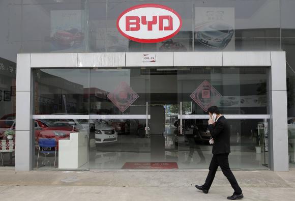 BYD offers $400m in new shares; proceeds to help expand car output