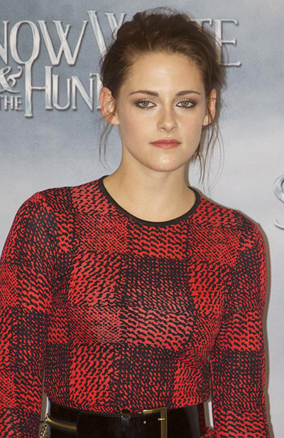 Kristen Stewart wants to be 'evil'