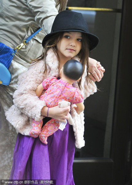 Suri Cruise is learning Mandarin