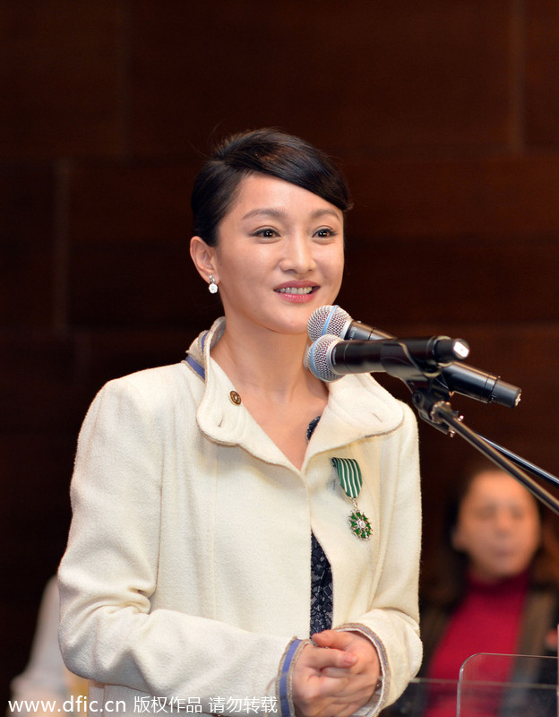 Zhou Xun awarded honour of Chevalier in order of Arts and Letters