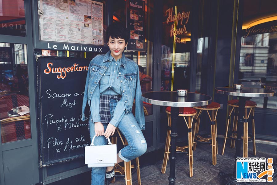 Wang Ou takes street shots in Paris