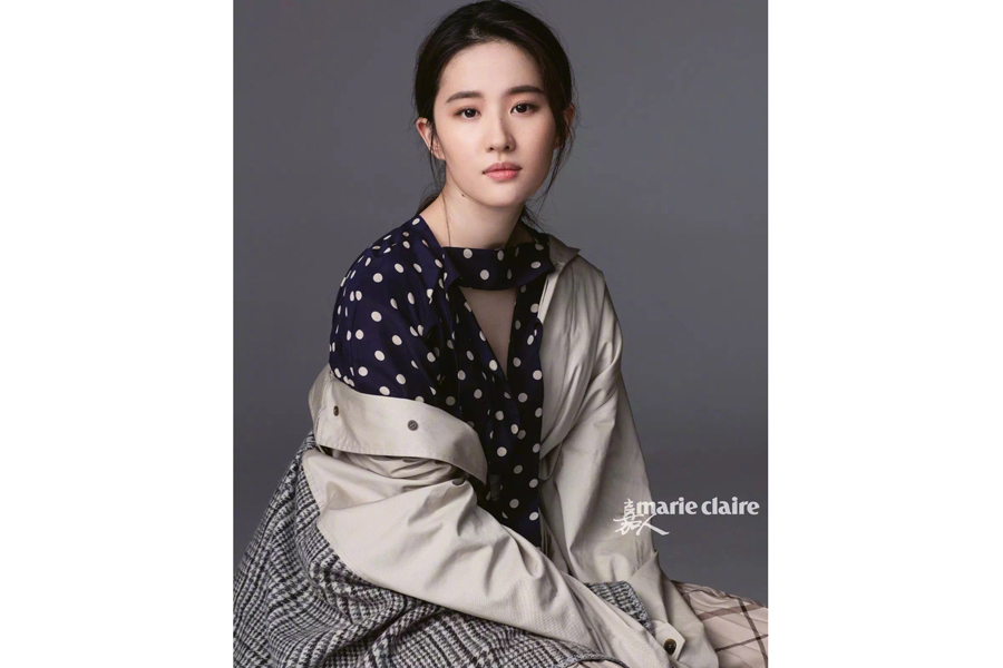 Liu Yifei and Yang Yang pose for fashion magazine