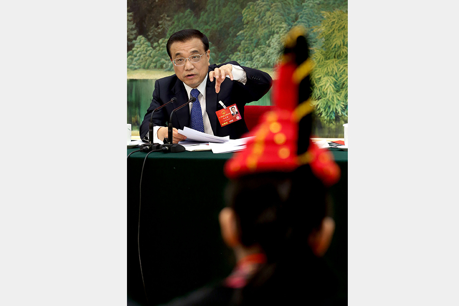 Premier Li joins panel discussion of NPC deputies from Fujian