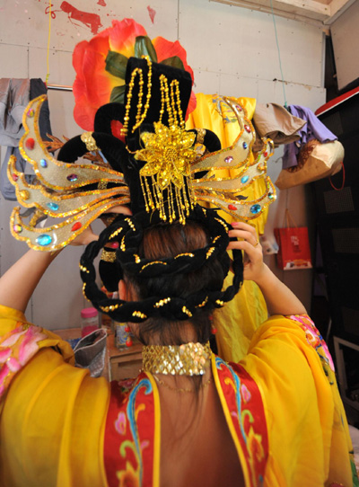 The emperor's clones at the Shaanxi Pavilion