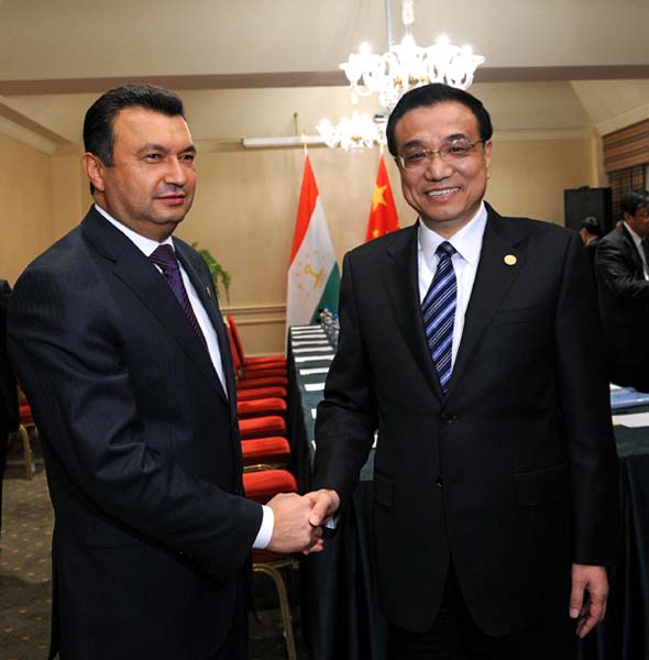 Premier Li meets Kyrgyz, Kazakh, Tajik PMs