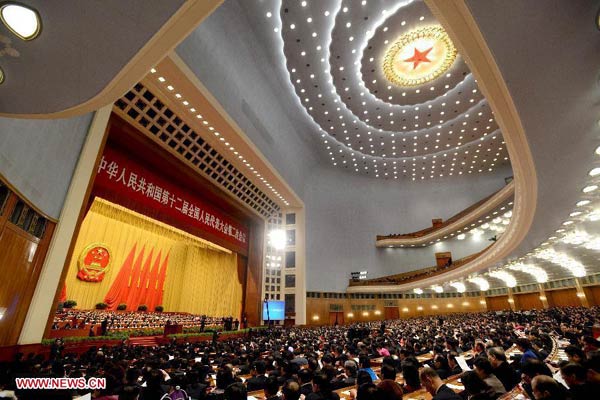 Top legislator delivers NPC Standing Committee work report