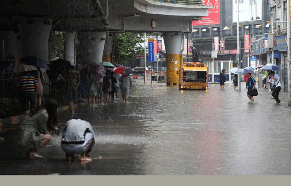 Red alert for torrential rain issued in Guiyang