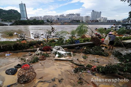 Sanitary efforts in full swing as flood recedes