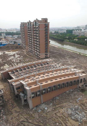 Fatal collapse rings alarm bells for developers