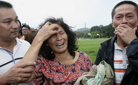 Taiwan mudslide may have buried 600 villagers