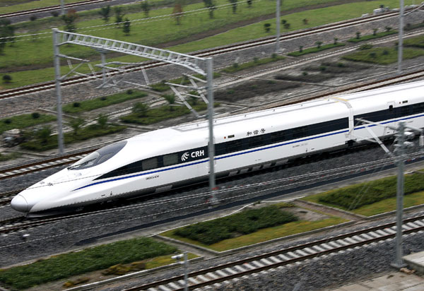 China's high-speed train sets new speed record