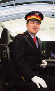 Scout trains on Beijing-Shanghai high-speed railway