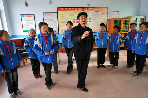 Qinqiang opera introduced at primary school