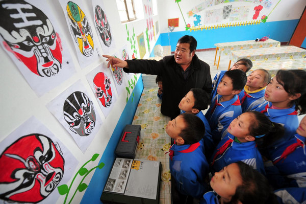 Qinqiang opera introduced at primary school