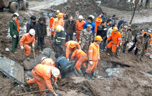 Deadly landslide in SW China