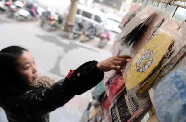 Shoppers snap up air purifiers to beat the smog