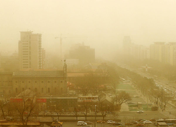 Beijing, nearby regions in 'dangerous' air