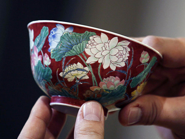 New auction record set for Kangxi porcelain