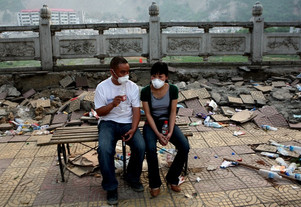 Photos then and now in Wenchuan