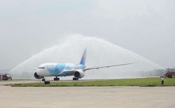 Boeing delivers country's first 787 Dreamliner