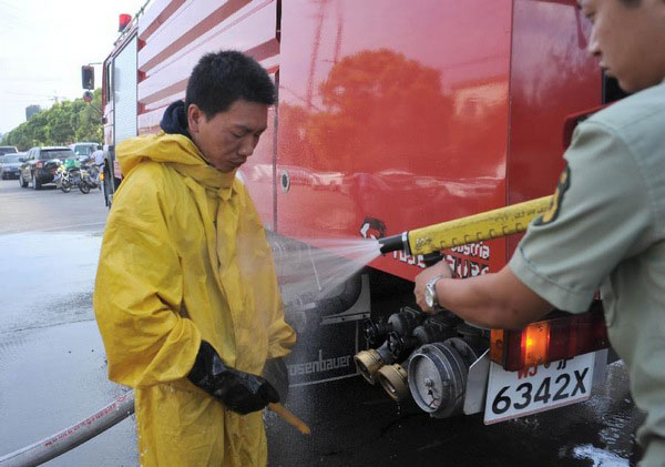 Liquid ammonia leak kills 15 in Shanghai