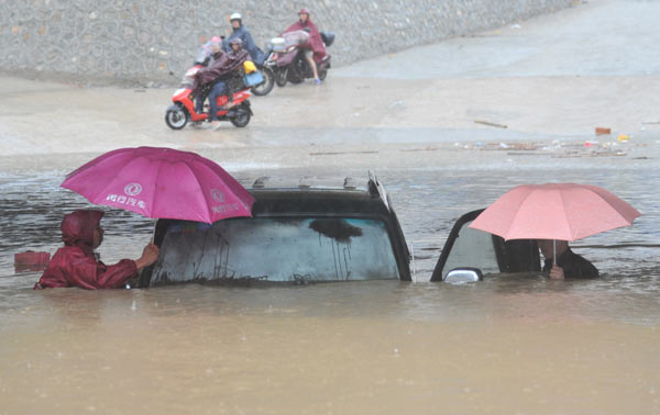 Typhoon Haiyan claims 6 in S. China