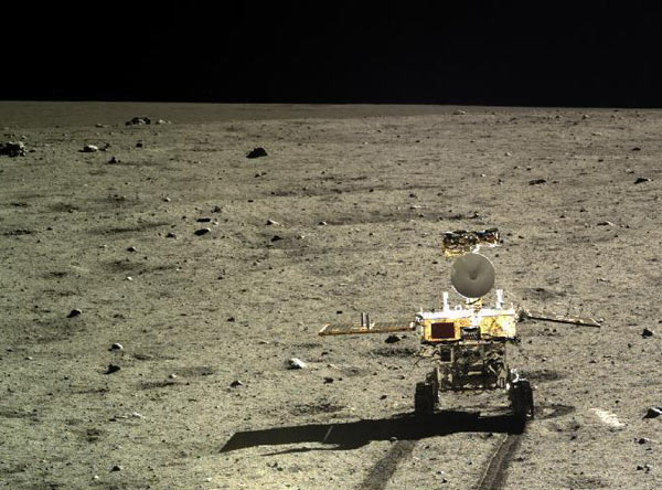 Long lunar night wait for moon rover