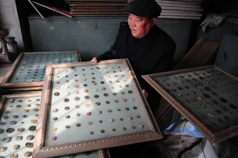 A world of buttons in E China