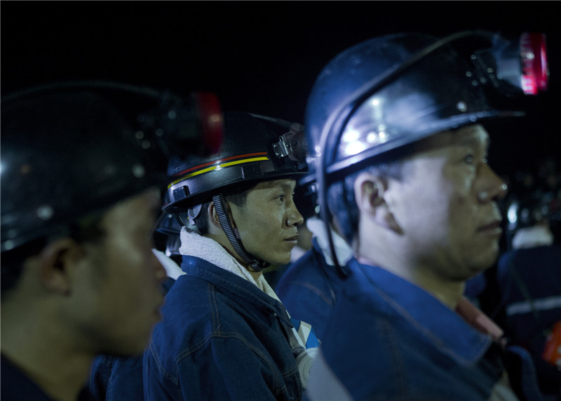 Racing against time for rescue in Yunnan mine flood