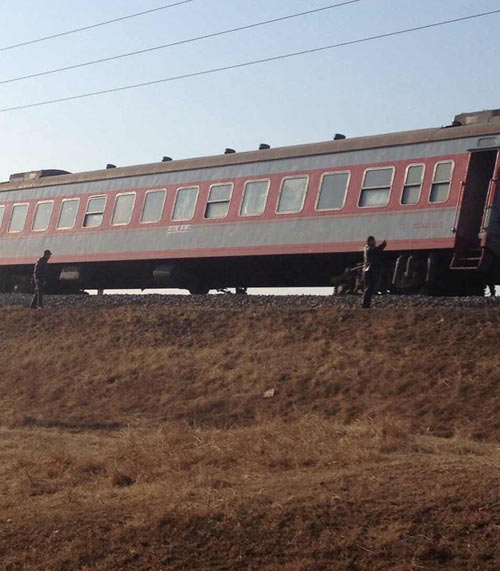 15 injured after train derailed in NE China