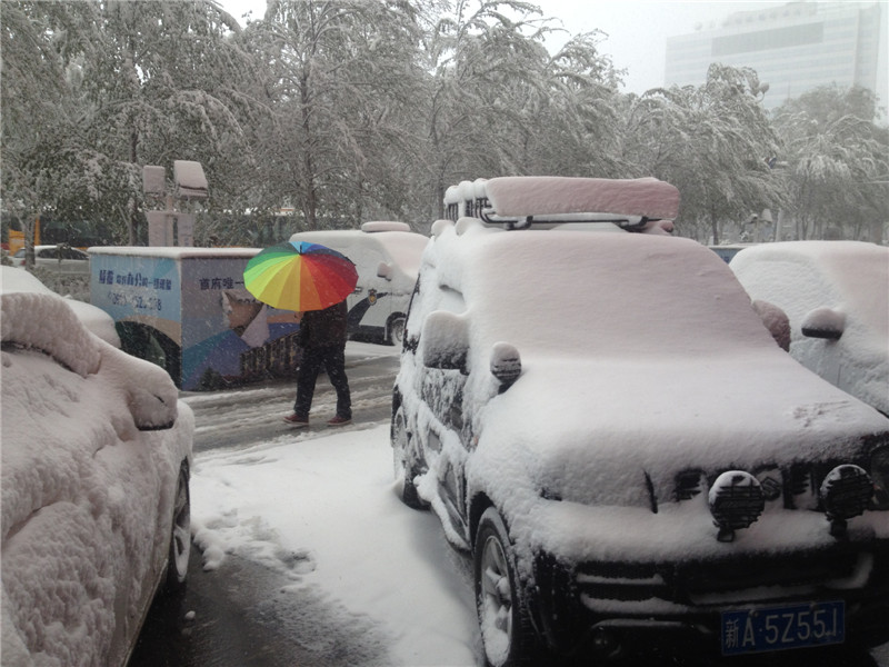 Xinjiang experiences extreme weather