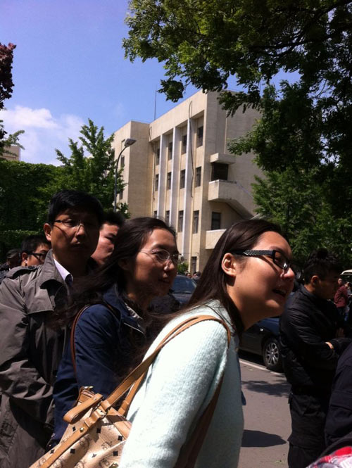 President Xi visits Peking University on Youth Day