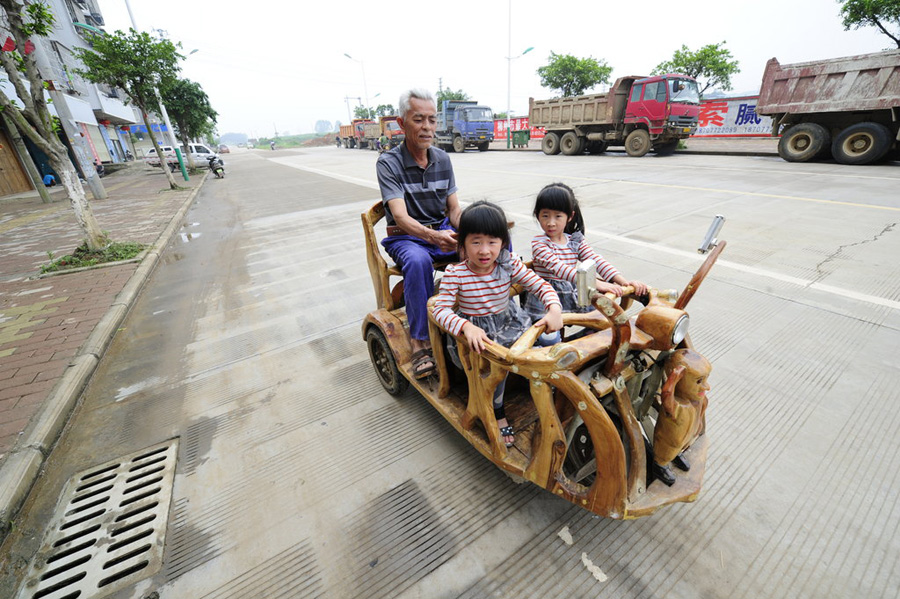 Handyman makes special vehicle for grandchildren