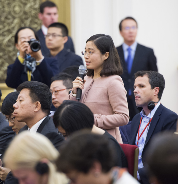 Xi talks with Obama, pledges commitment to new-type of major-country relations