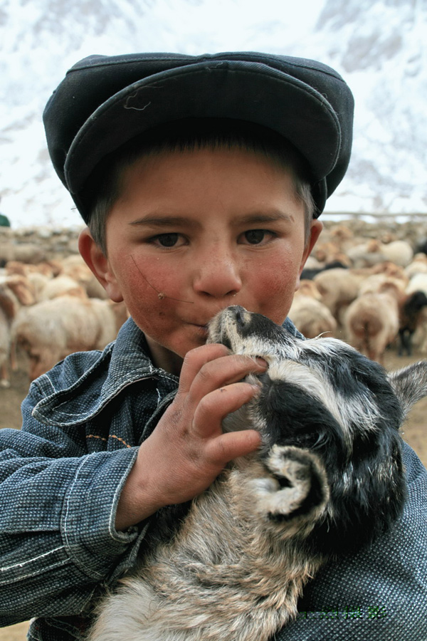 Ethnic Tajik life through the lens of a soldier (Part II)