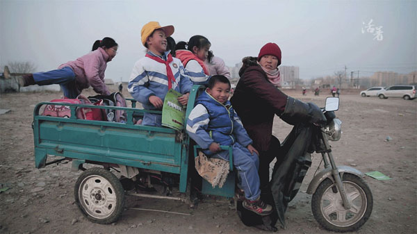 Year-ender: Ordinary lives in changing Beijing