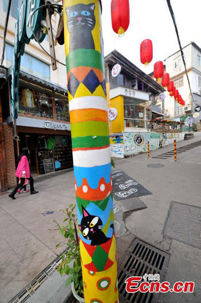 Cat-themed street catches attention in Xiamen